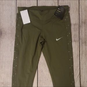 Nike Tight Fit Women’s Running Tights